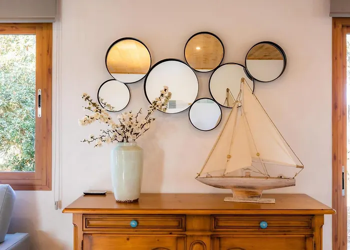 Santa Eulalia 54 * קאן פיקפורט